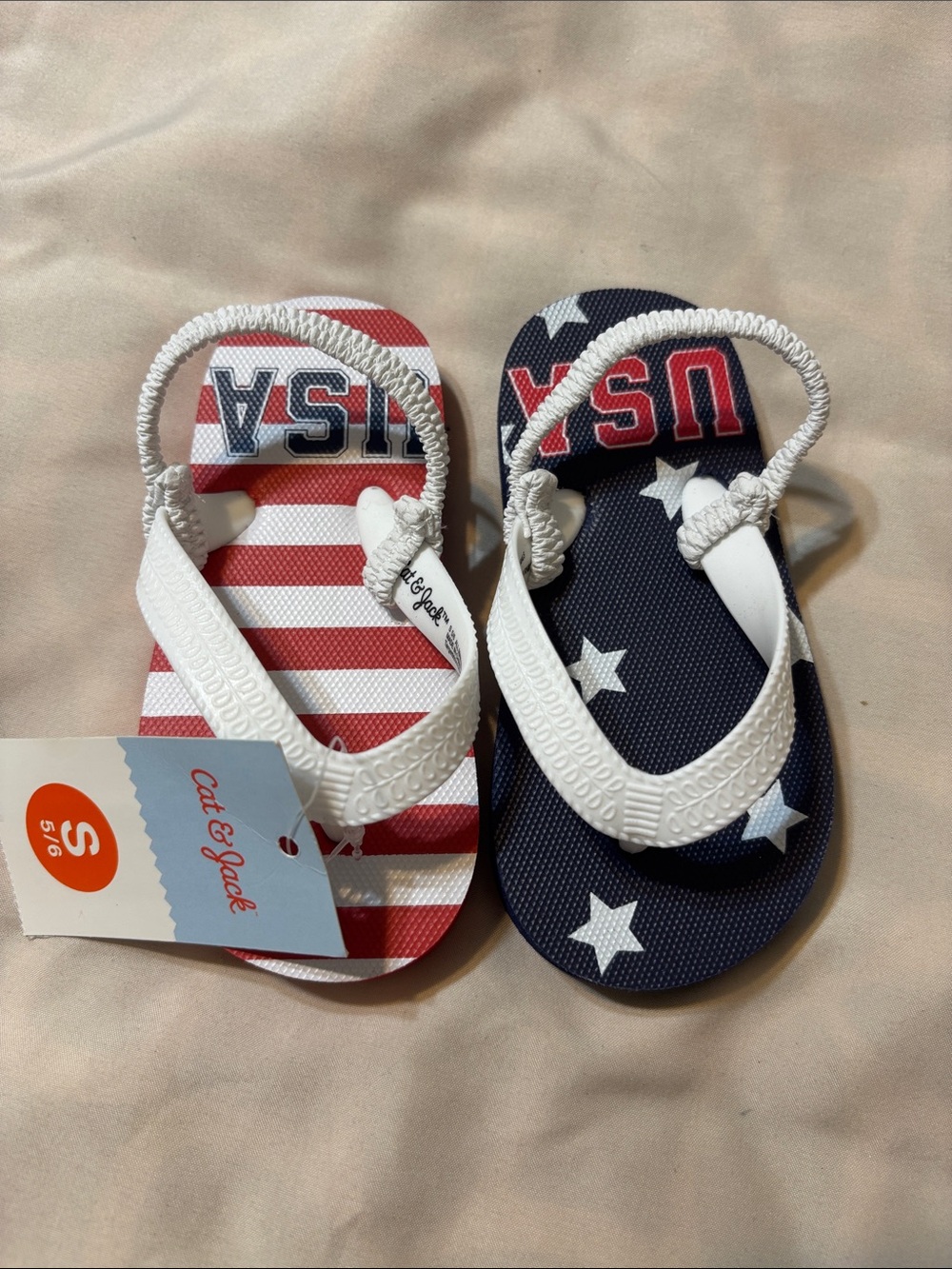 Cat & Jack Kids USA Star & Stripe Flip Flop Sandals & Beachball